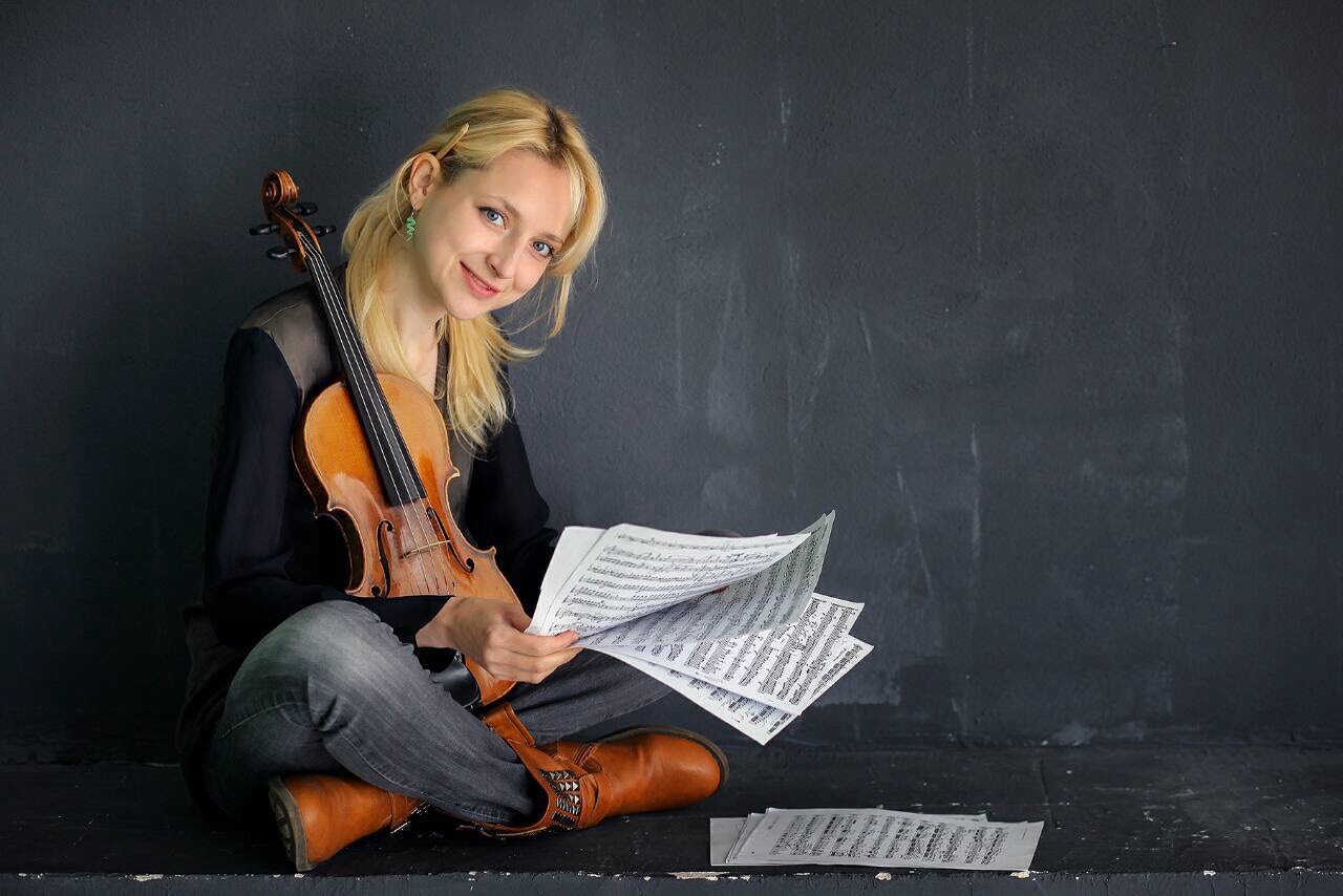elina