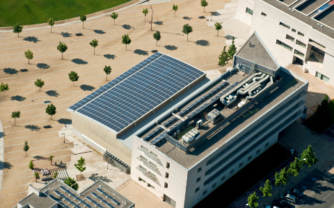 Instal·lació fotovoltaica a prima al campus de Cappont