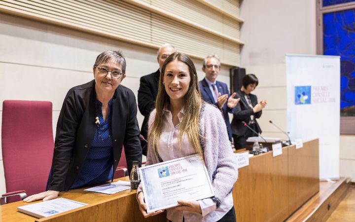 02-Premi Anna Massons - Facultat de Dret Economia i Turisme