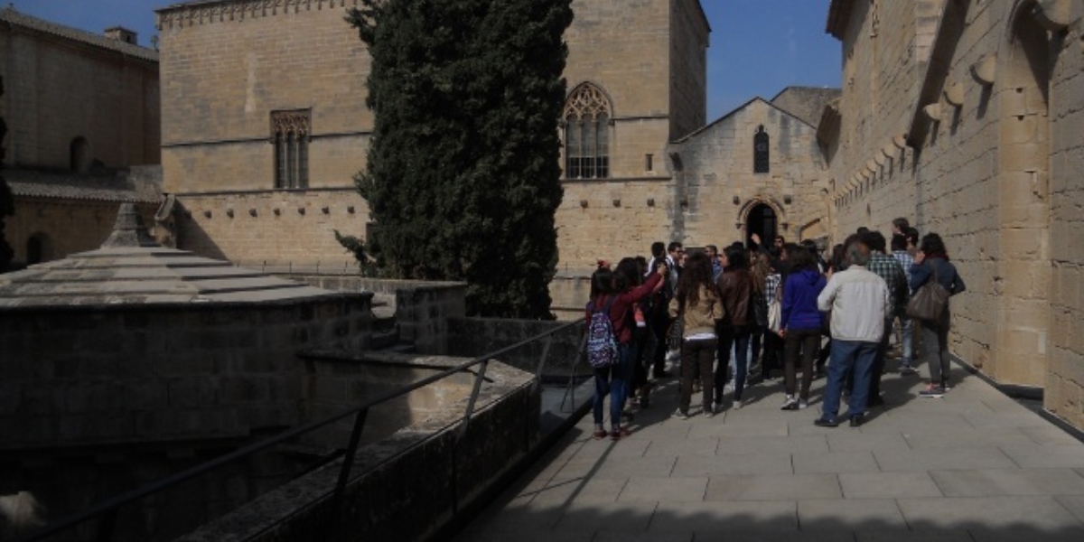 Acollida lingüística i cultural. Visita al monestir de Poblet