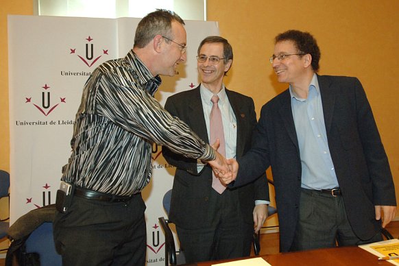 Conveni per a la creació del Centre de Cooperació Conveni per a la creació del Centre de Cooperació