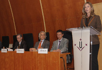 La ministra Garmendia apadria la promoció de Biotecniologia de la Universitat de Lleida