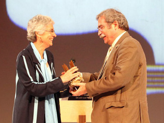 Jaume Cabré, de la Universitat de Lleida, Premi d'Honor de les Lletres Catalanes. FOTO: Òmnium Cultural