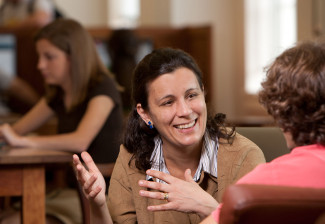 Maria Navarro, exalumna de la Universitat de Lleida, millor professora novell als EUA