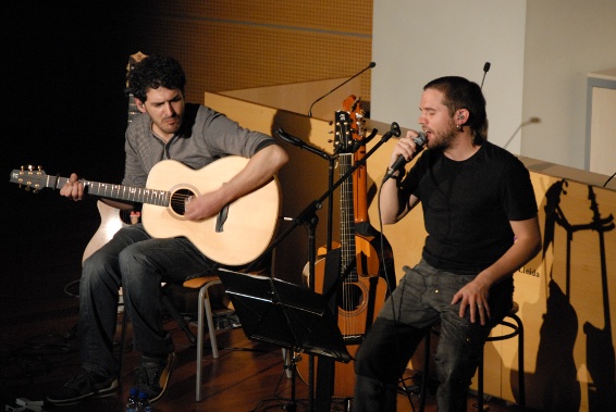 Cesc Freixas en concert a la Universitat de Lleida. Foto: JA Romero