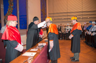 Vicenç Navarro, honoris causa per la Universitat de Lleida