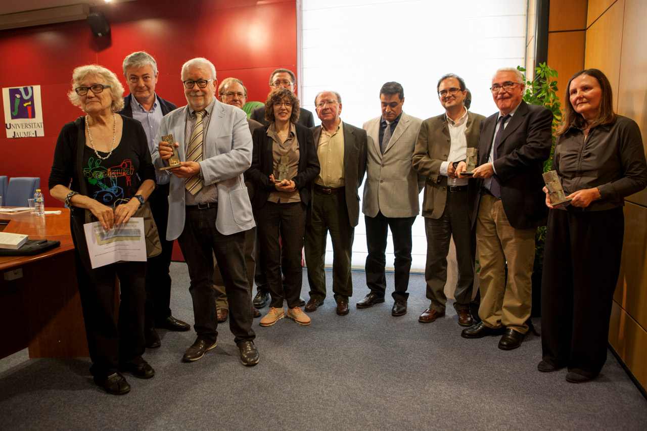 Amadeu Viana, guardonat per l'Institut Interuniversitari de Filologia Valenciana