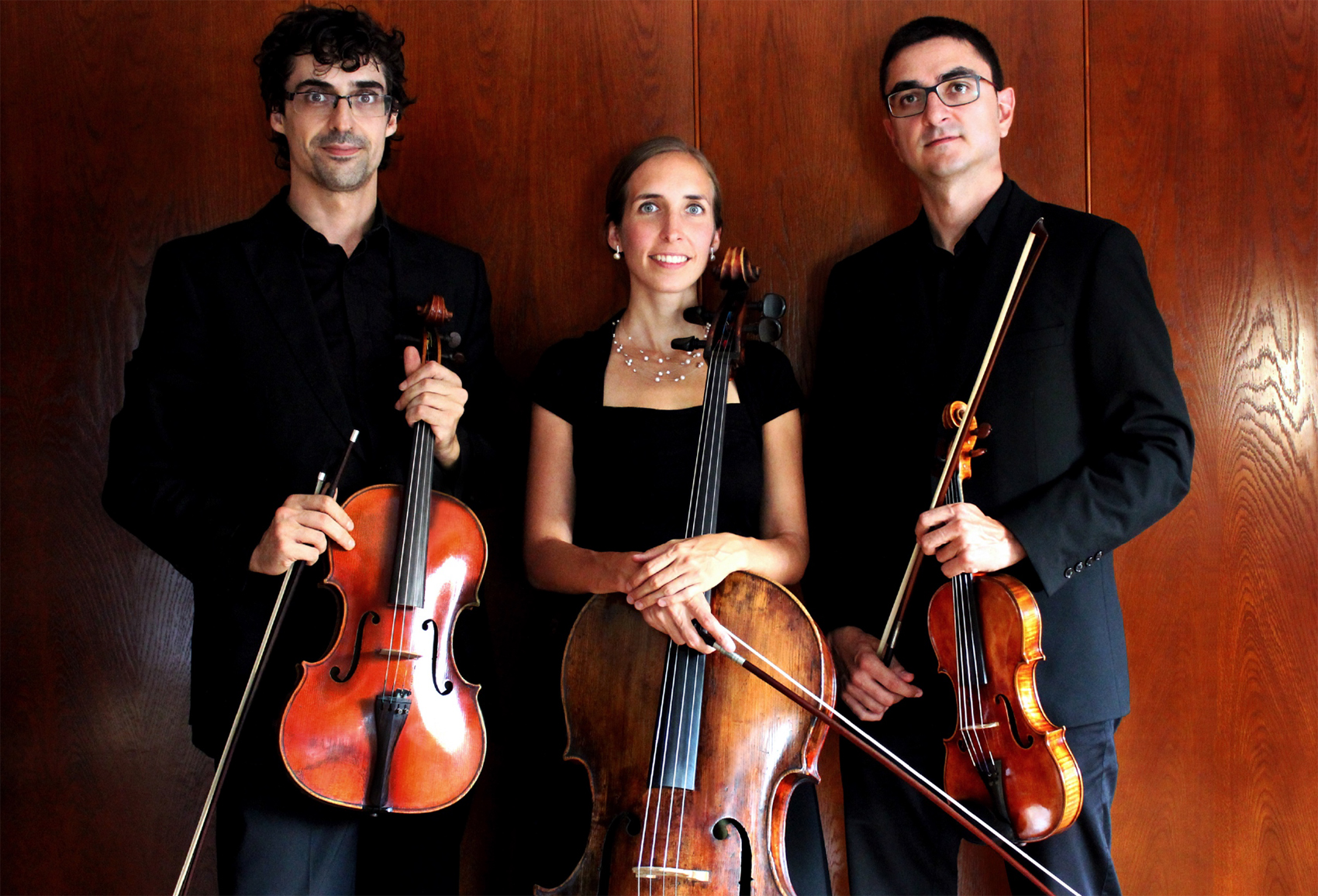 Trio Orfeu: Joan Sancho (violí), Jordi Roure (violoncel) i Ònia Tomàs (violoncel) TRIO-Trio Orfeu: Joan Sancho (violí), Jordi Roure (violoncel) i Ònia Tomàs (violoncel)
