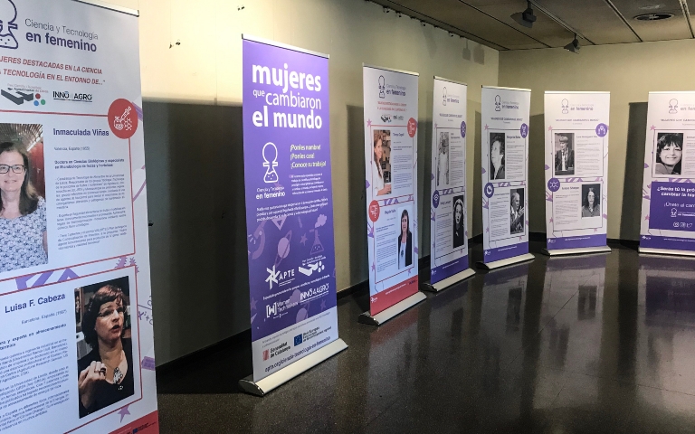 Exposició: Dones que van canviar el món