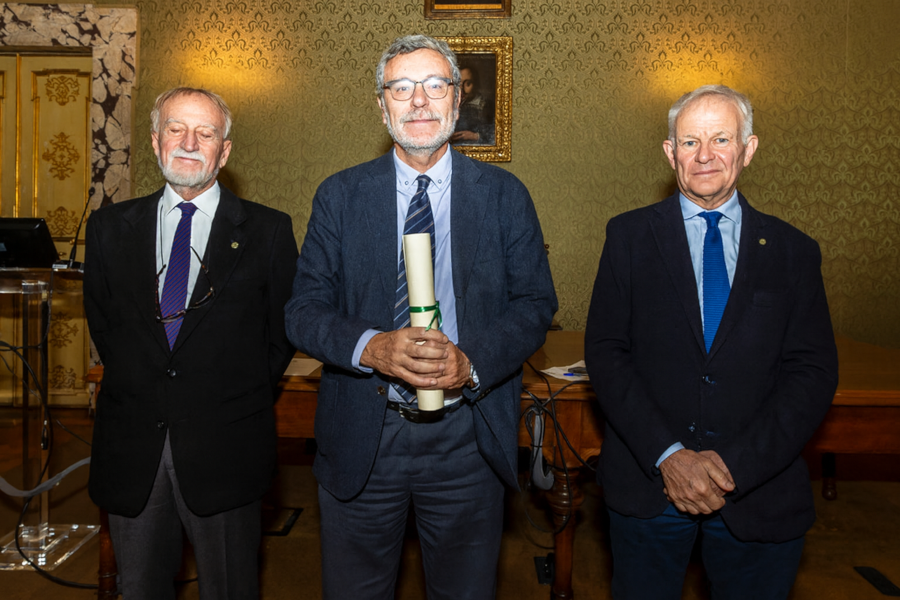 Premi Arnaldo Bruno Matias Guiu