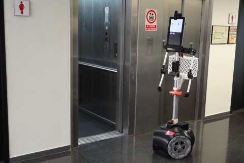 robot ascensor