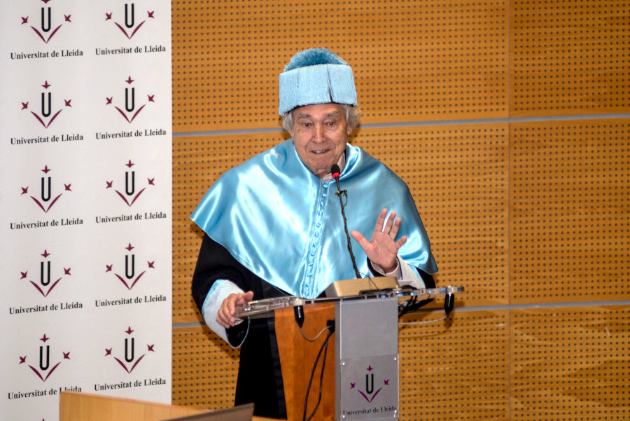 Sebastià Serrano fent la seua intervenció. FOTO: UdL